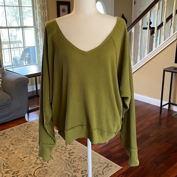NWT - Free People Santa Clara Boho Thermal Waffle Knit Top, Army Green, Size M - Picture 4 of 8
